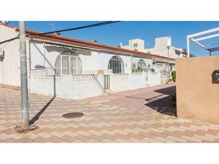 Chalet en venta en La Siesta - El Salado - Torreta en Torrevieja