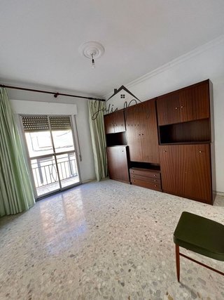 Casa adosada en venta en Coria del Río