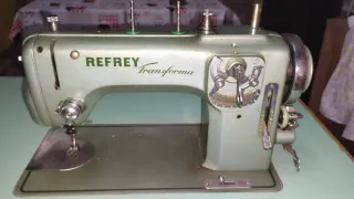 Máquina de coser Refrey