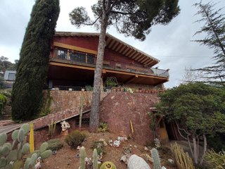 Chalet en venta en Matadepera