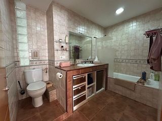 Piso en venta en Carranque - Haza Cuevas en Málaga