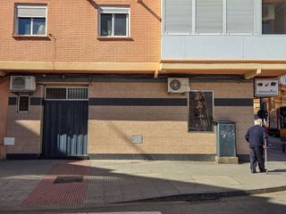 Local comercial en venta en El Molí en Torrent