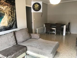 Piso en venta en Linares