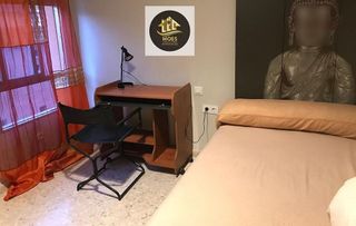 Piso en venta en Linares