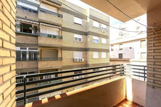 Piso en venta en Centro en Almería