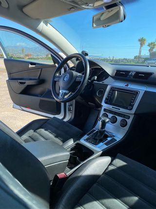 Volkswagen Passat 2010