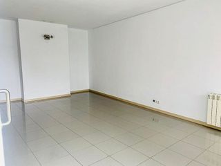 Piso en venta en Santa Eugènia en Girona
