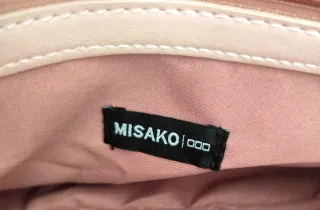Bolso rosa de hombro o bandolera