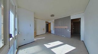 Piso en venta en Centre en Salt