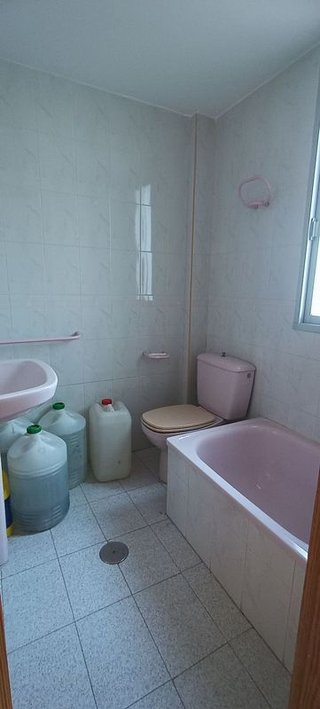 Casa adosada en venta en Loja