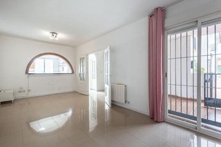 Casa adosada en venta en Zubia (La)