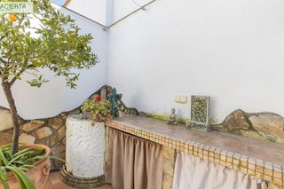 Casa adosada en venta en Chauchina