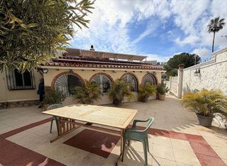 Chalet en venta en Puerto Marina en Benalmádena