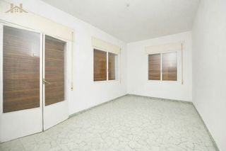 Casa adosada en venta en Miraflores de la Sierra