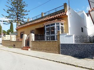 Chalet en venta en El Pino-Bajo de Guía en Sanlúcar de Barrameda