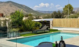 Chalet en venta en Cala de Finestrat en Finestrat