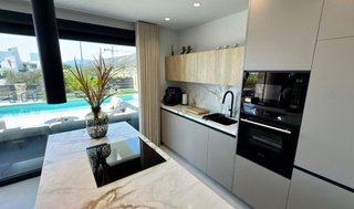 Chalet en venta en Cala de Finestrat en Finestrat
