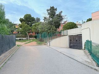 Garaje en venta en Les Grases - La Salut en Sant Feliu de Llobregat