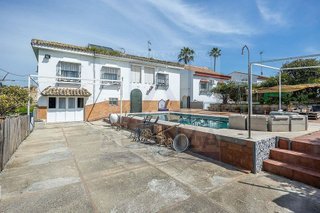 Chalet en venta en Salteras