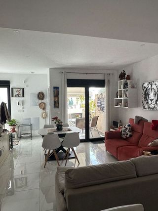 Casa adosada en venta en Bigastro