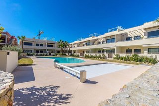 Casa adosada en venta en  El Acequión - Los Naúfragos en Torrevieja