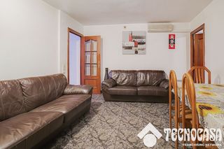 Piso en venta en Riu en Santa Coloma de Gramanet