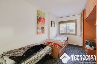 Piso en venta en Riu en Santa Coloma de Gramanet