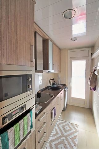 Piso en venta en Les Planes en Hospitalet de Llobregat, L´