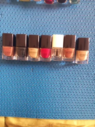 Lote de 15 esmaltes de uñas