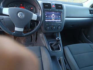 Volkswagen Golf 2004 1.6 FSI