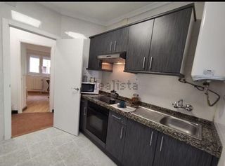 Piso en venta en Milán - Pumarín - Teatinos en Oviedo