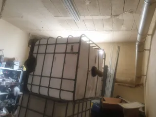 Depósitos de agua grandes de 1000 litros