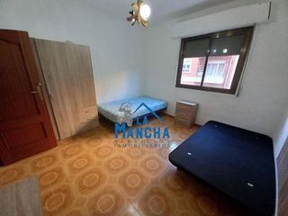Piso en venta en Franciscanos en Albacete