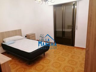 Piso en venta en Franciscanos en Albacete