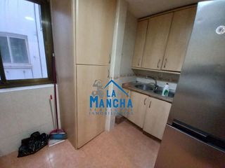 Piso en venta en Franciscanos en Albacete