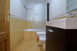 Piso en venta en Natahoyo en Gijón