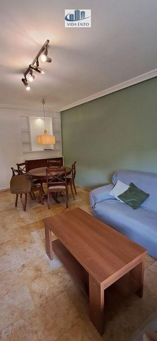 Piso en venta en Hospital en Jaén