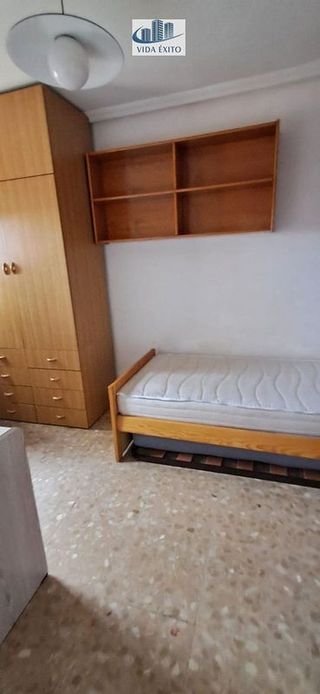 Piso en venta en Hospital en Jaén