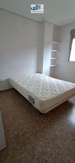 Piso en venta en Hospital en Jaén