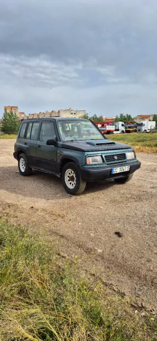 Suzuki Vitara 2000