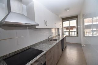 Piso en venta en El Raval - Portes Encarnades en Elche