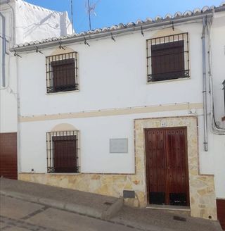 Piso en venta en Zona de Cueva de Menga en Antequera