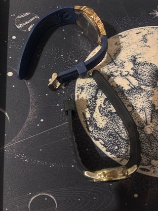 Relojes Brenatt Negro y Dorado