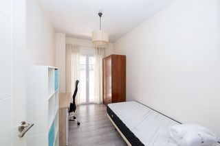 Piso en venta en Camino de Ronda - Rosaleda en Granada