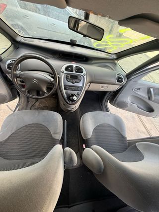Despiece Citroen Xsara Picasso 2.0 HDI Año 2004