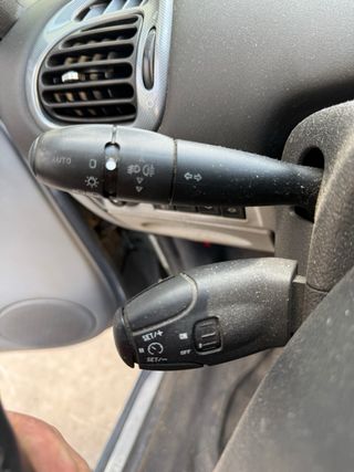 Despiece Citroen Xsara Picasso 2.0 HDI Año 2004