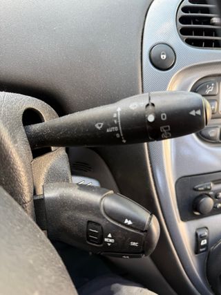 Despiece Citroen Xsara Picasso 2.0 HDI Año 2004