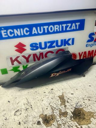 Tapa lateral derecha Honda Dylan 125 cc