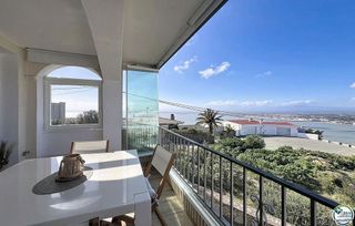 Piso en venta en Port Esportiu - Puig Rom - Canyelles en Roses