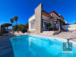 Casa en venta en Residencial en Cunit